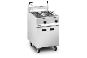 Lincat Opus 800 Natural Gas Free-standing Twin Tank Fryer with Pumped Filtration - 2 Baskets - W 600 mm - 32.0 kW