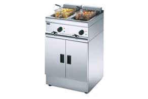 Lincat Silverlink 600 Electric Free-standing Twin Tank Fryer - 2 Baskets - W 600 mm - 2 x 9.0 kW